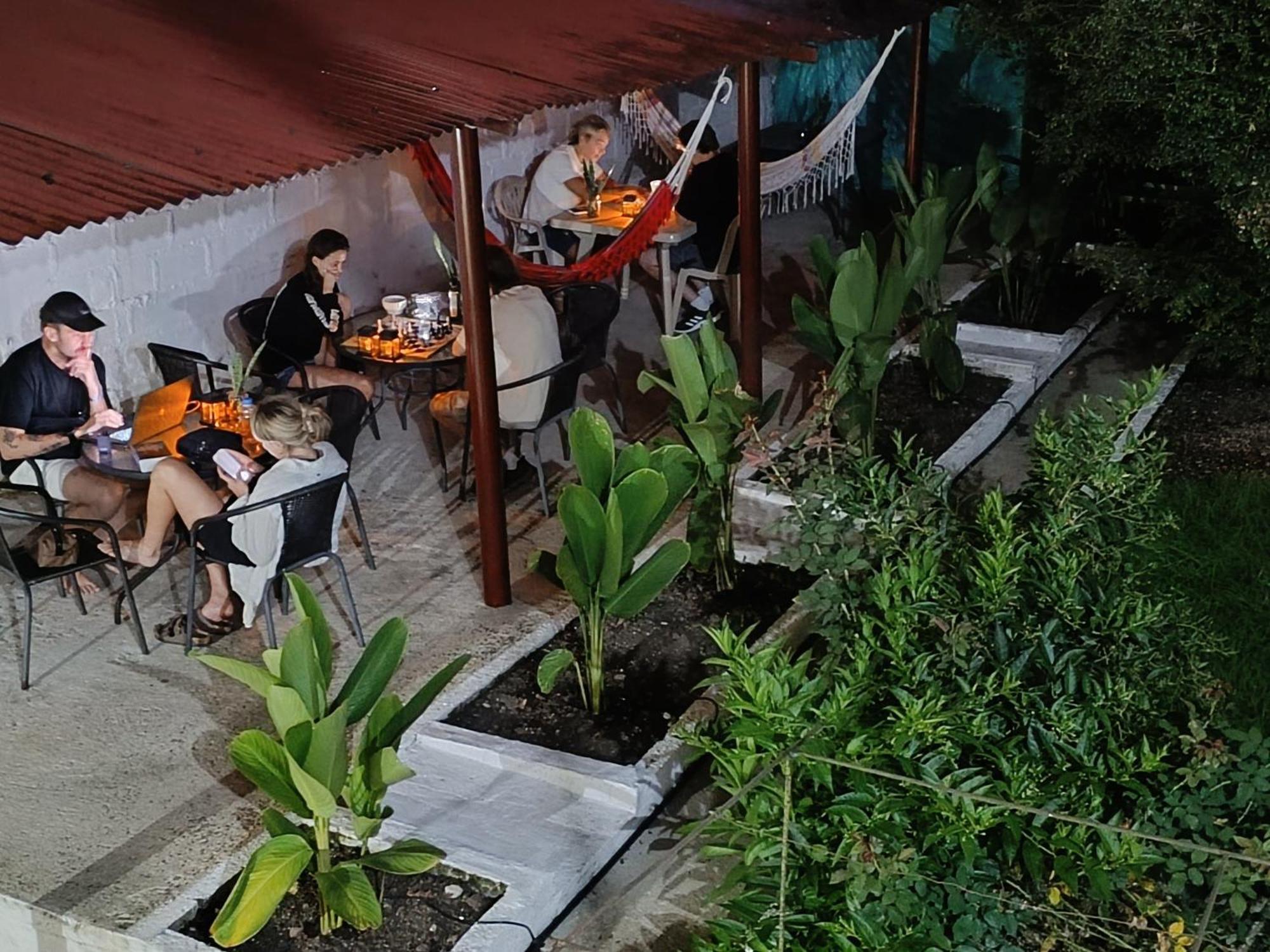 Magic Jardin Hostel - Patio, Balcony & Rooftop Esterno foto